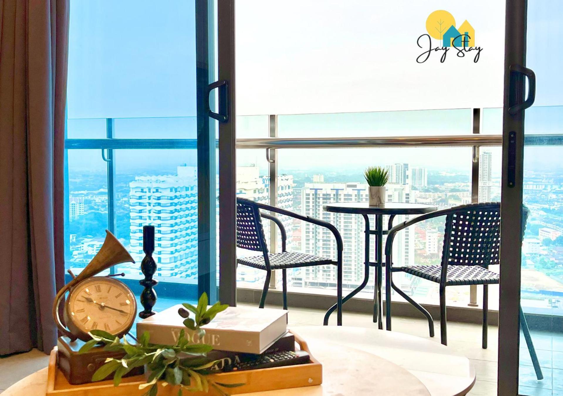 Apartment Atlantis L 6-10 Pax L Luxury 2 Bedroom L Jonker St L Centre By Jay Management