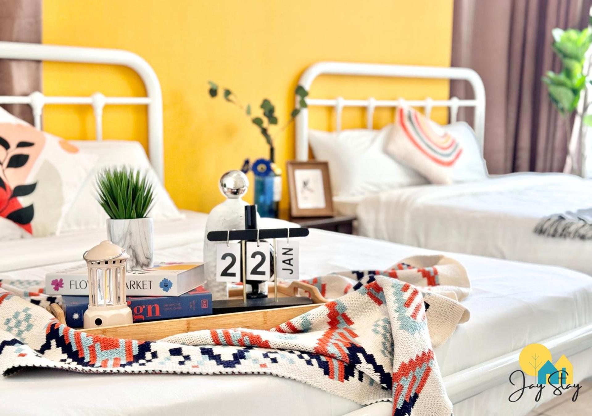 Apartment Atlantis L 6-10 Pax L Luxury 2 Bedroom L Jonker St L Centre By Jay Management