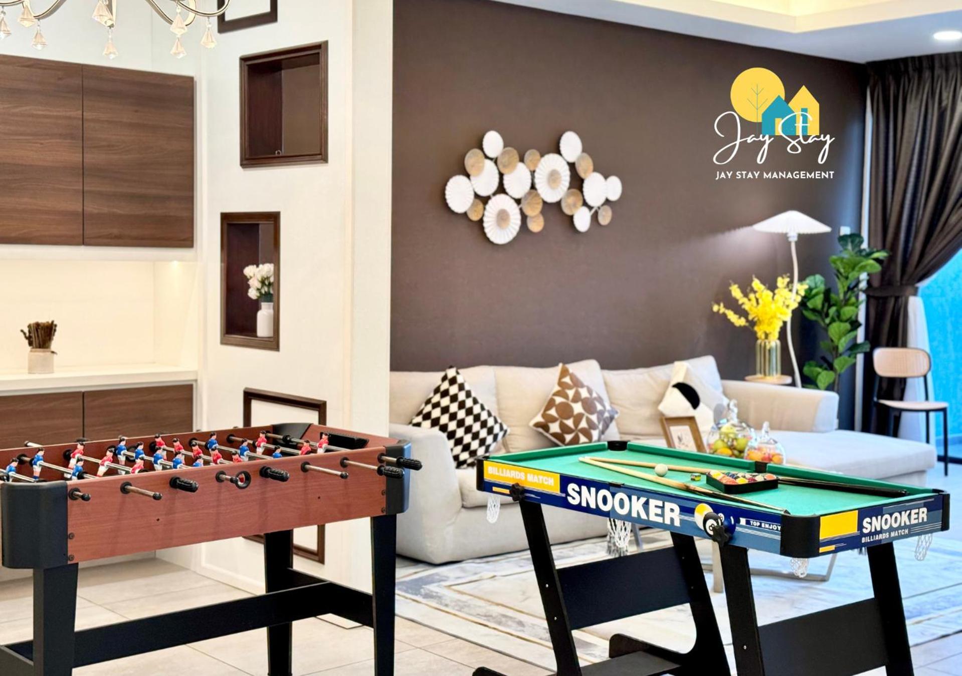 Atlantis L 6-10 Pax L Luxury 2 Bedroom L Jonker St L Centre By Jay Management Malacca