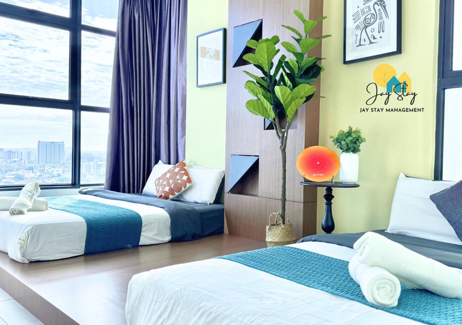 Apartment Atlantis L 6-10 Pax L Luxury 2 Bedroom L Jonker St L Centre By Jay Management *