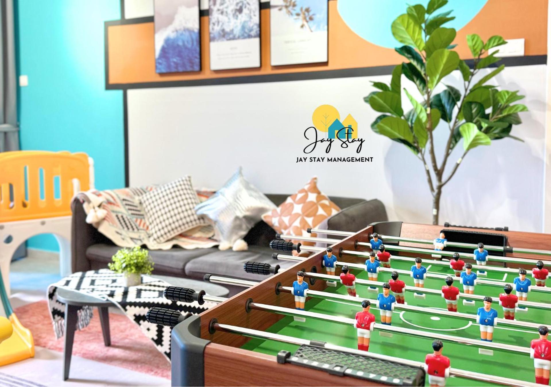 Apartment Atlantis L 6-10 Pax L Luxury 2 Bedroom L Jonker St L Centre By Jay Management