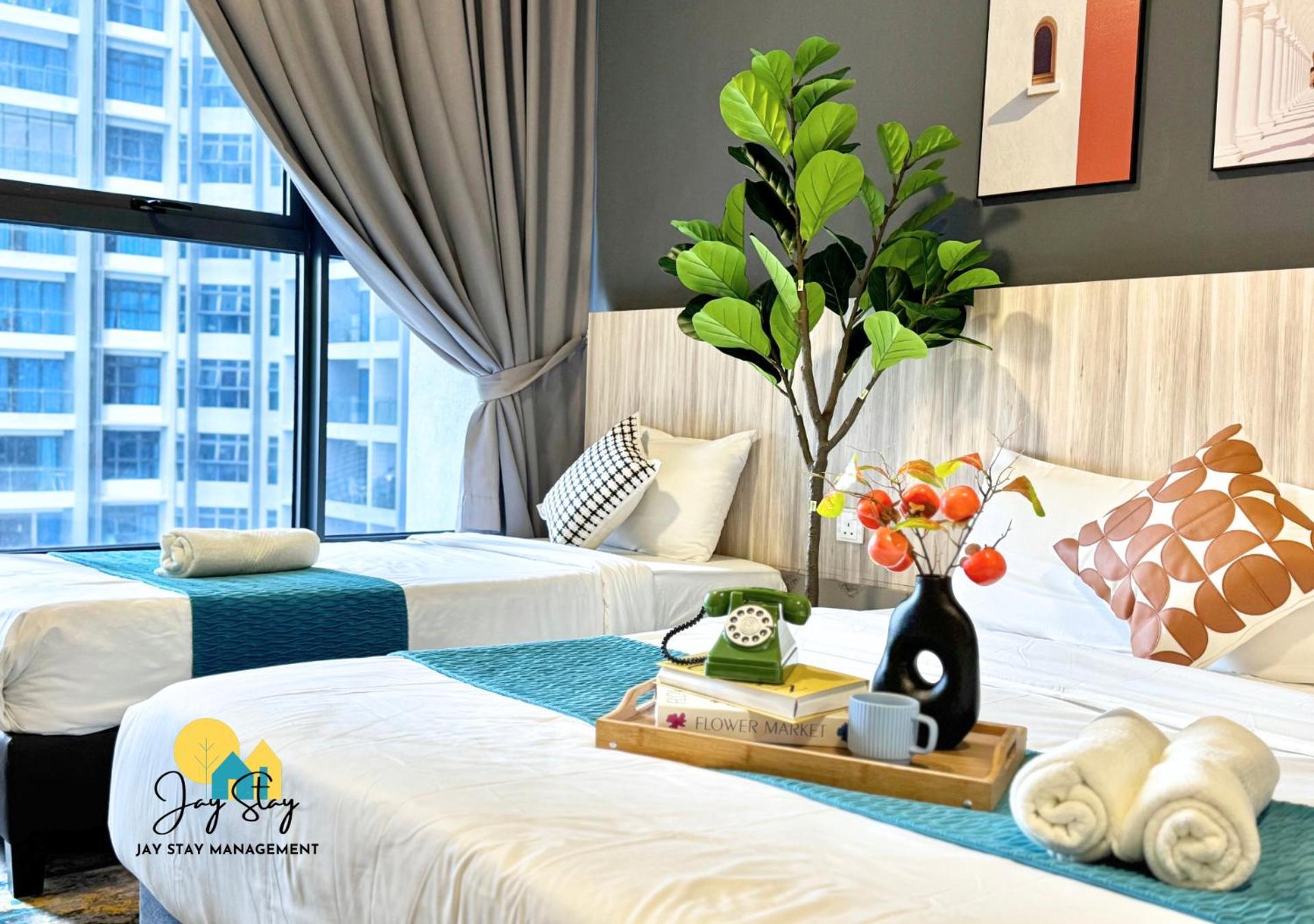Apartment Atlantis L 6-10 Pax L Luxury 2 Bedroom L Jonker St L Centre By Jay Management